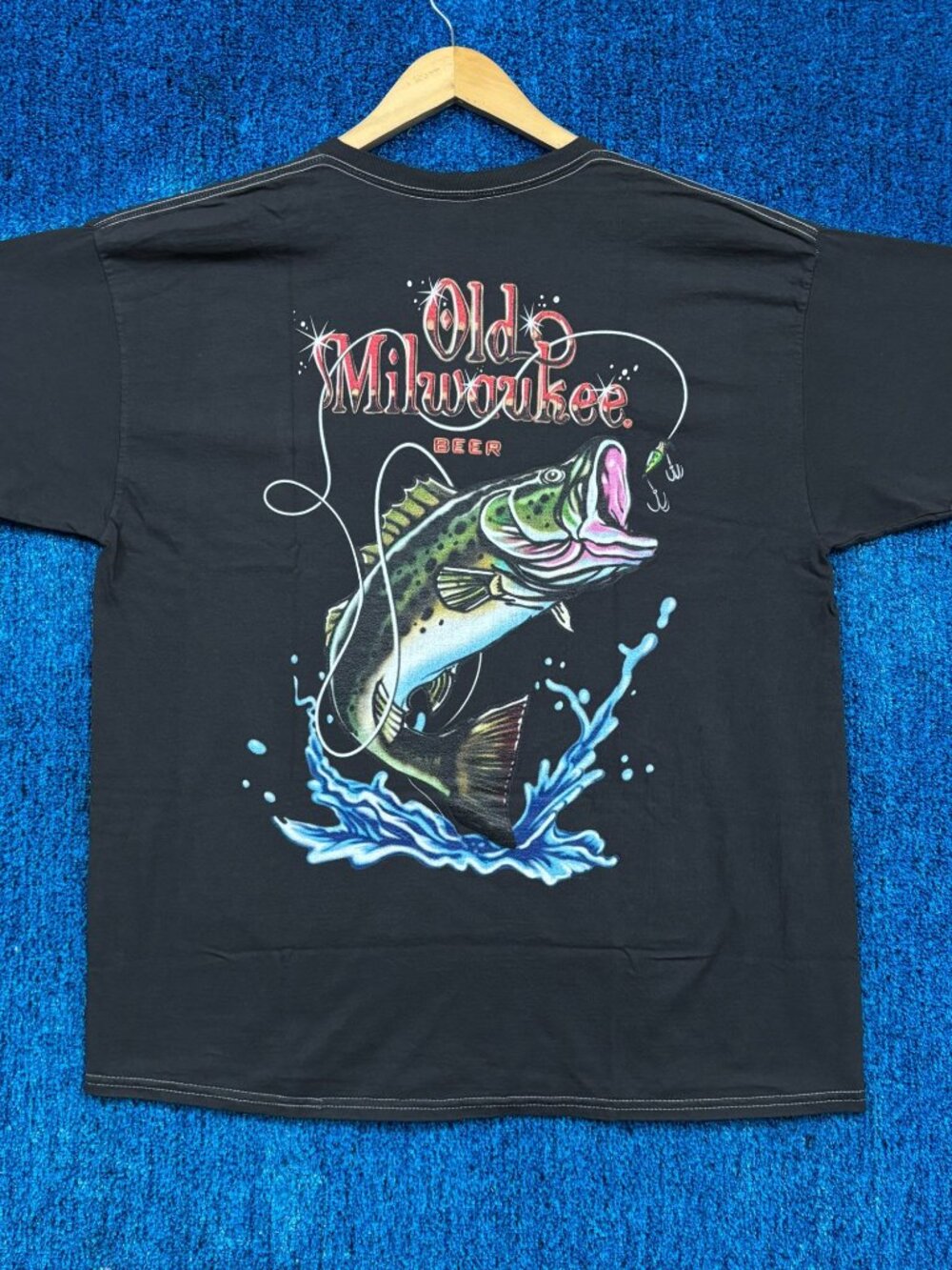 Old Milwaukee It Doesnt Get Any Better Than This Beer Tee L